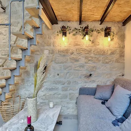Apartmán Walking Distance From Marais With Mobile Ac
