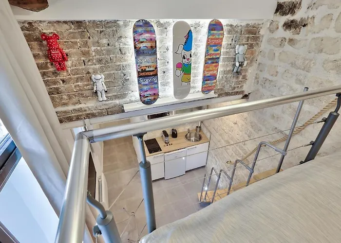 Walking Distance From Marais With Mobile Ac Апартаменты *